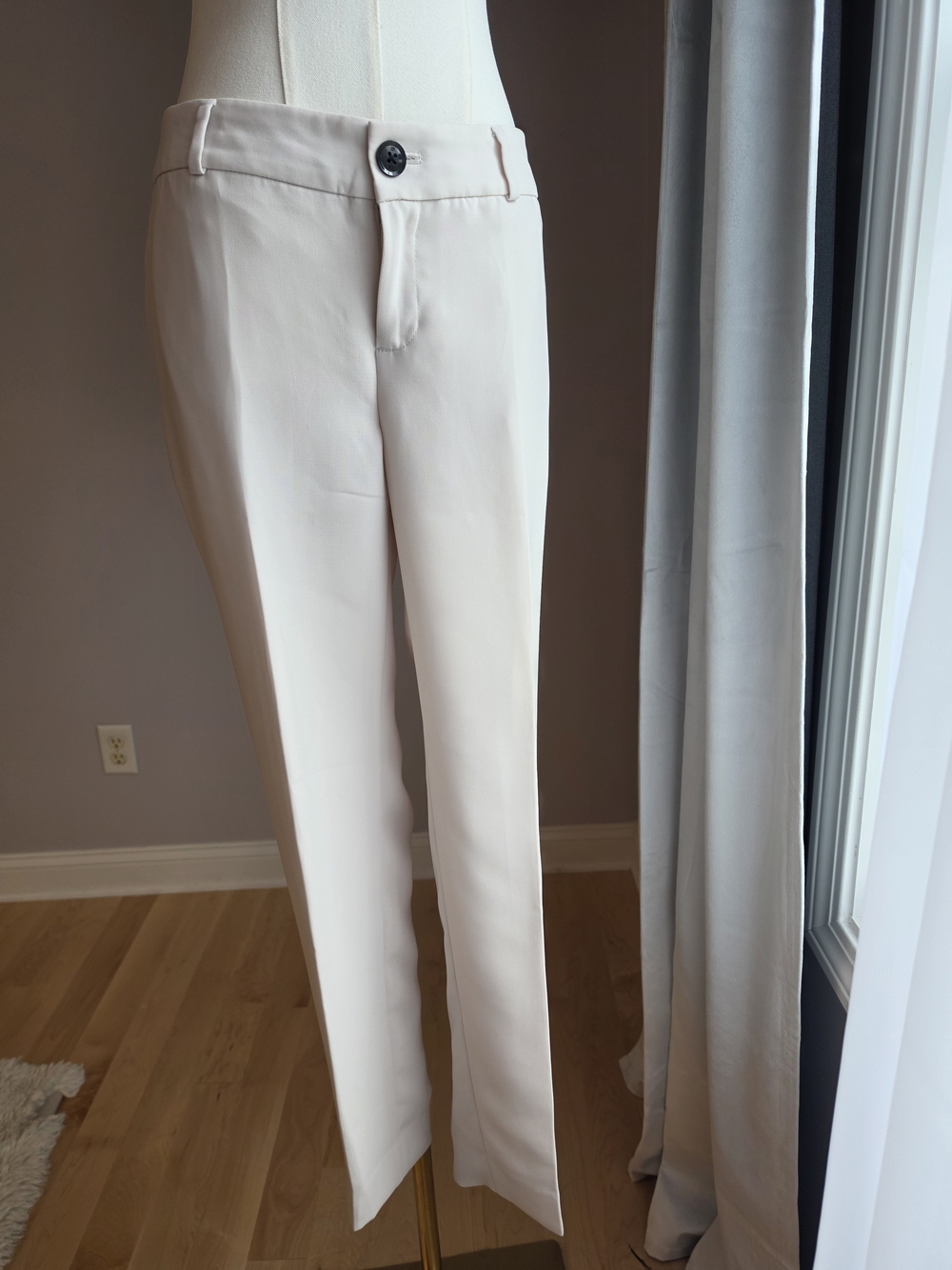 Banana Republic Women's Cream Straight Dress Pants